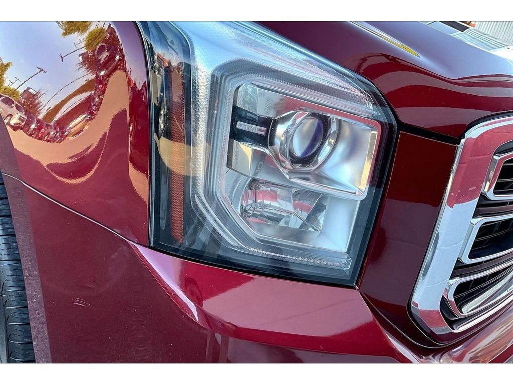 Used 2017 GMC Yukon SLT w/ HD Trailering Package AWD/4WD image 33