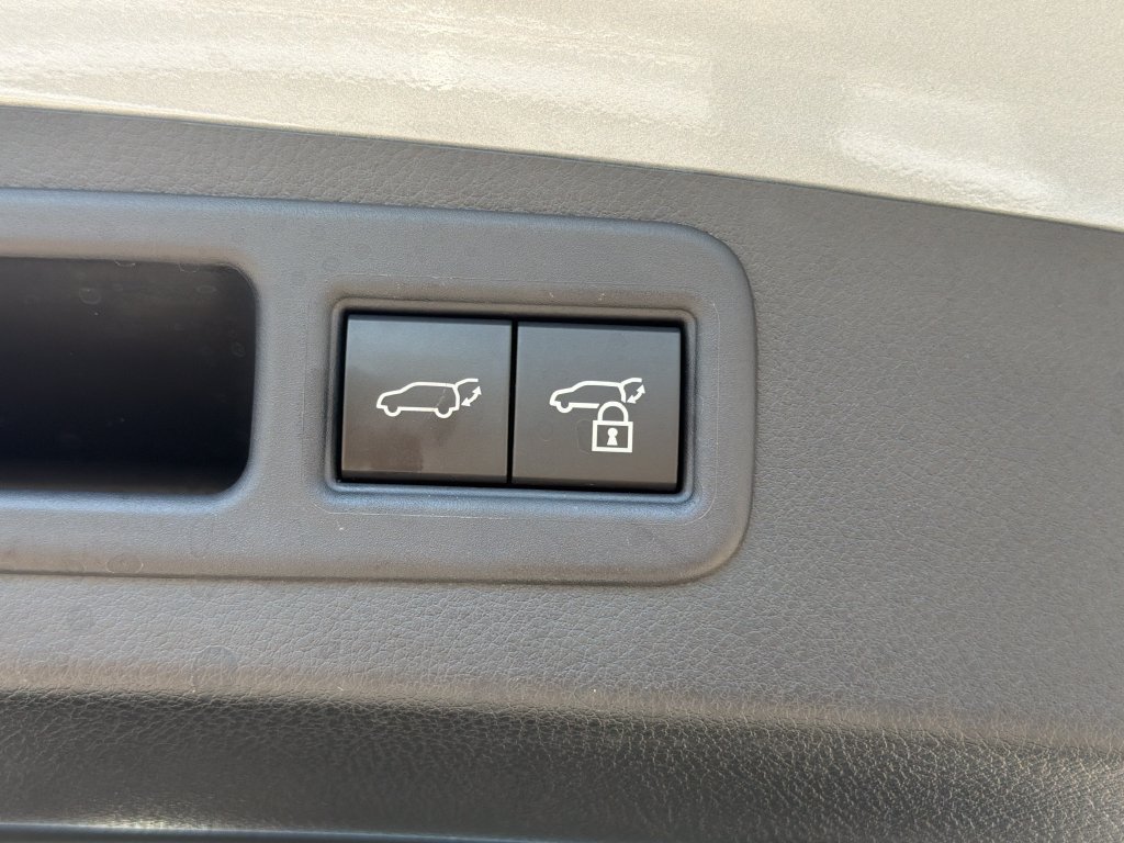 Used 2025 Lexus RX 350 FWD w/ Technology Package image 28