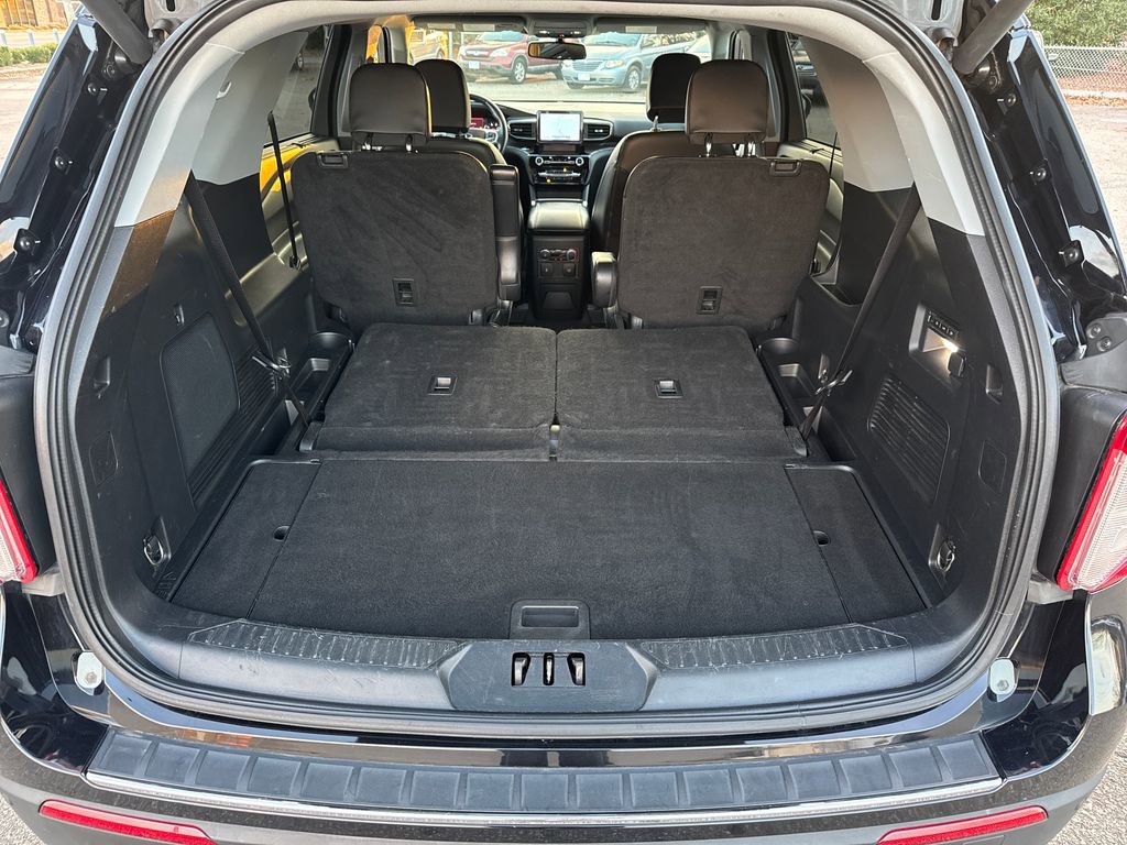 Used 2023 Ford Explorer Limited w/ Equipment Group 301A image 24