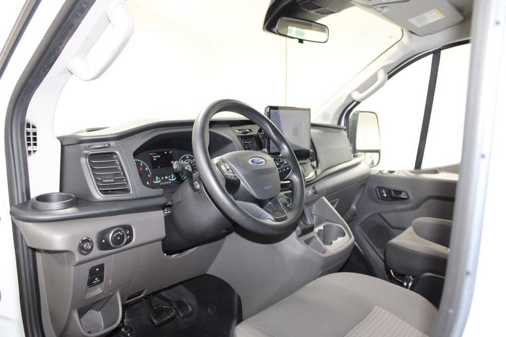 Used 2024 Ford Transit 350 XLT RWD image 22