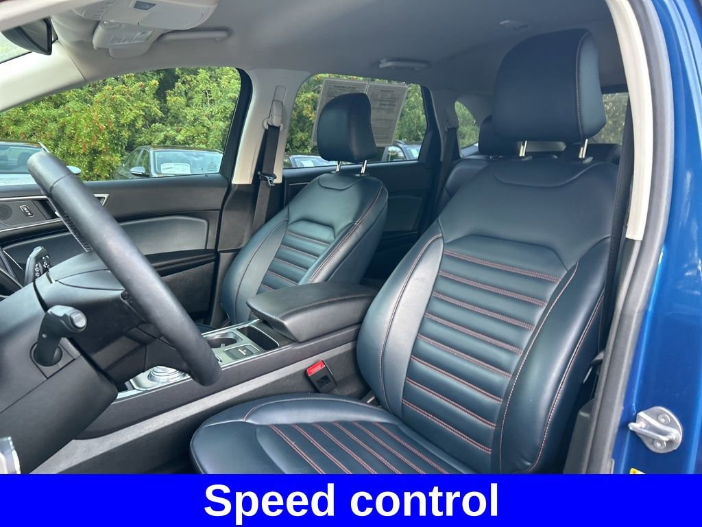 Used 2023 Ford Edge SEL w/ Sport Appearance Package image 16