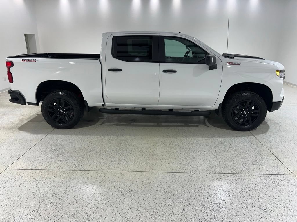 New 2026 Chevrolet Silverado 1500 LT Trail Boss w/ LT Trail Boss Premium Package AWD/4WD image 6