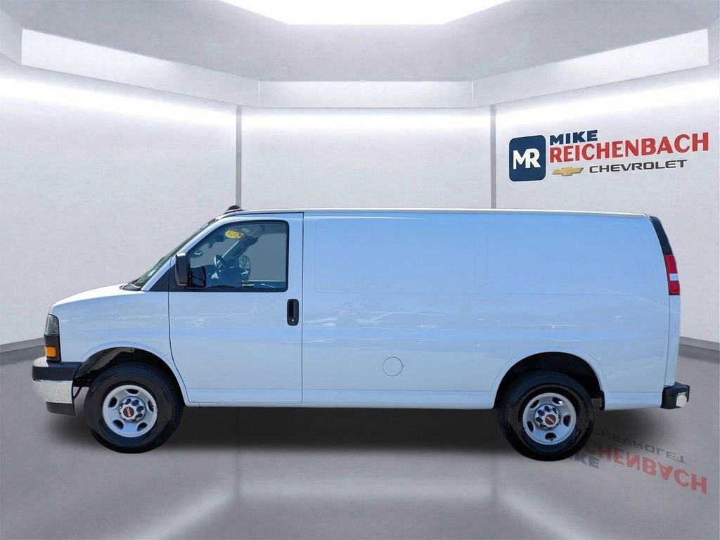 Used 2024 GMC Savana 2500 w/ Driver Convenience Package RWD image 7