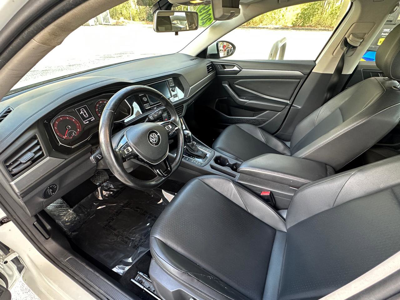 Used 2019 Volkswagen Jetta SE image 15