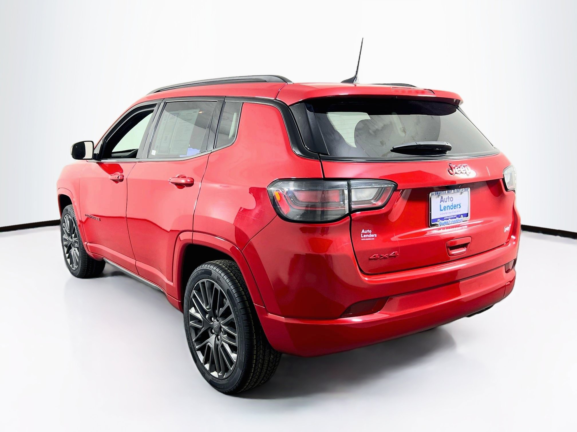 Used 2022 Jeep Compass Limited w/ (RED) Package AWD/4WD image 7