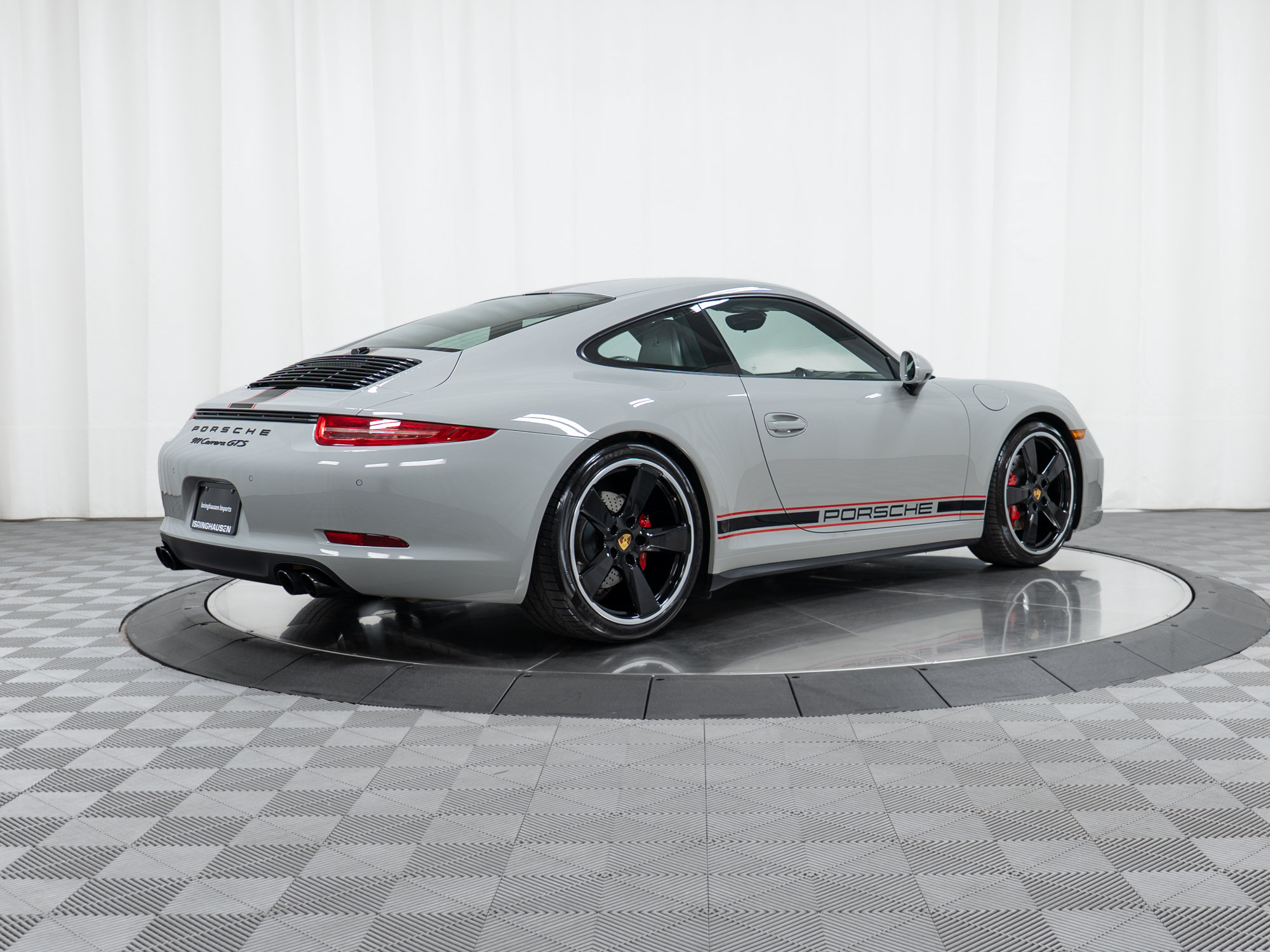 Certified 2016 Porsche 911 Carrera GTS RWD image 7
