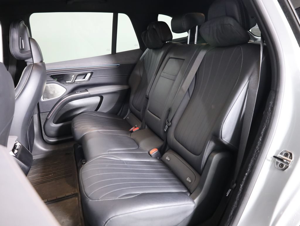 Used 2023 Mercedes-Benz EQS 580 4MATIC SUV image 46