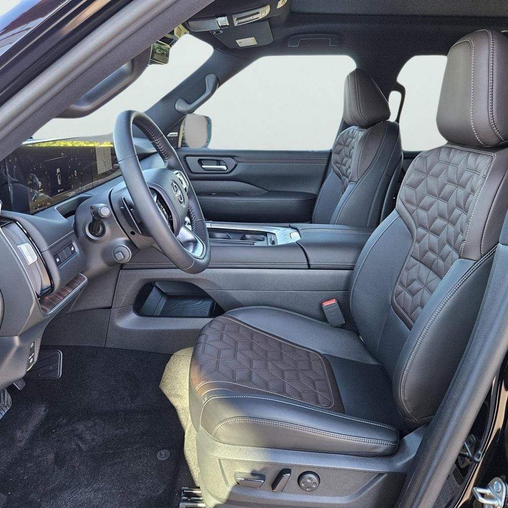 New 2026 Nissan Armada Platinum image 10