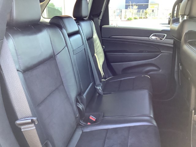 Used 2022 Jeep Grand Cherokee Laredo X AWD/4WD image 33