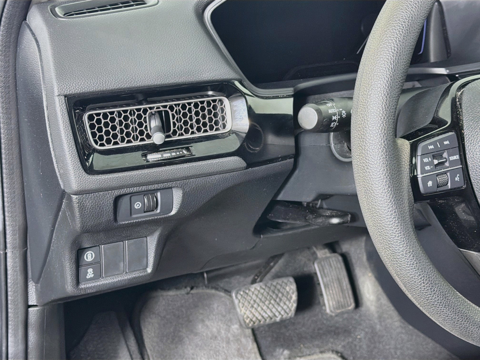 Used 2023 Honda Civic LX image 16