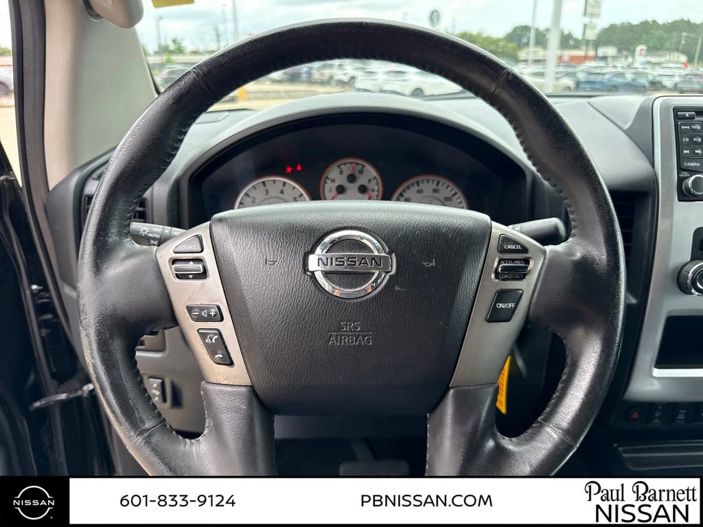 Used 2014 Nissan Titan PRO-4X w/ Pro-4x Luxury Package AWD/4WD image 18