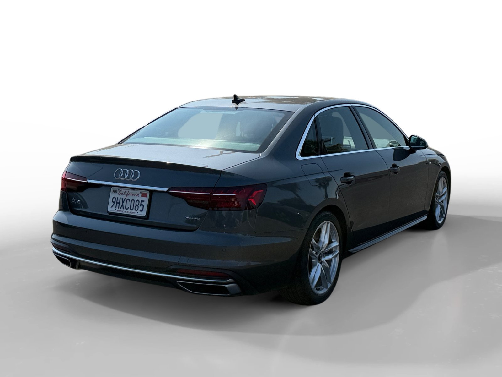 Used 2023 Audi A4 2.0T Premium Plus w/ Premium Plus Package AWD/4WD image 5