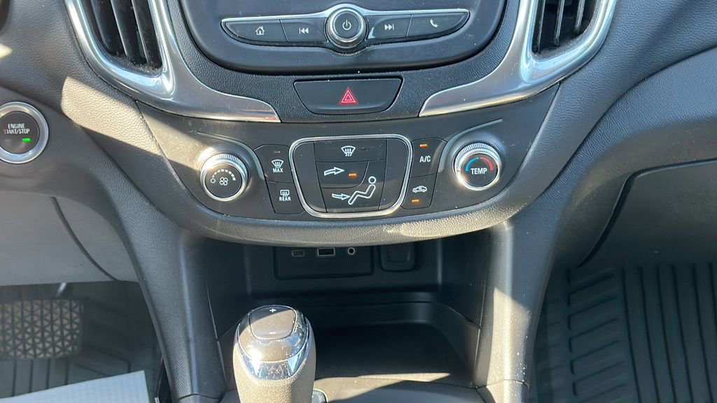 Used 2021 Chevrolet Equinox LT image 18