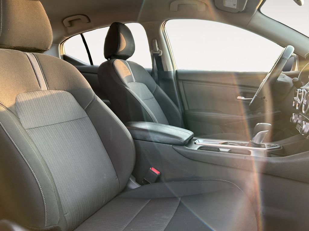 Used 2025 Nissan Sentra SV w/ All-Weather Package FWD image 15