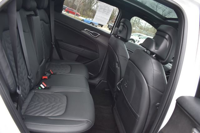 Certified 2026 Kia Sportage X-Line w/ X-Line Premium Package image 15