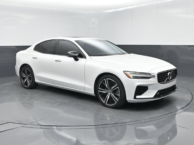 Used 2021 Volvo S60 T8 R-Design Expression w/ Premium Package AWD/4WD image 2