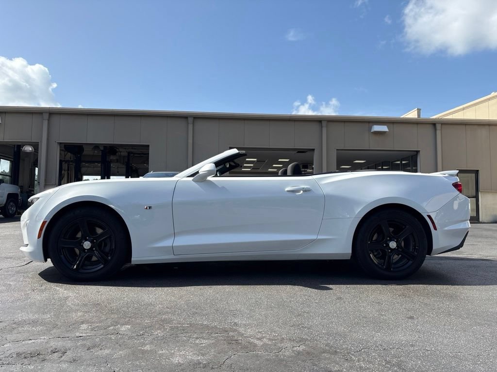 Used 2023 Chevrolet Camaro LT RWD image 25