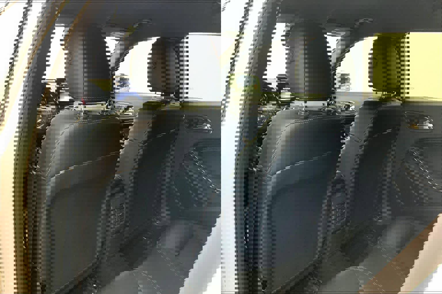 Used 2019 Mercedes-Benz GLA 250 image 16