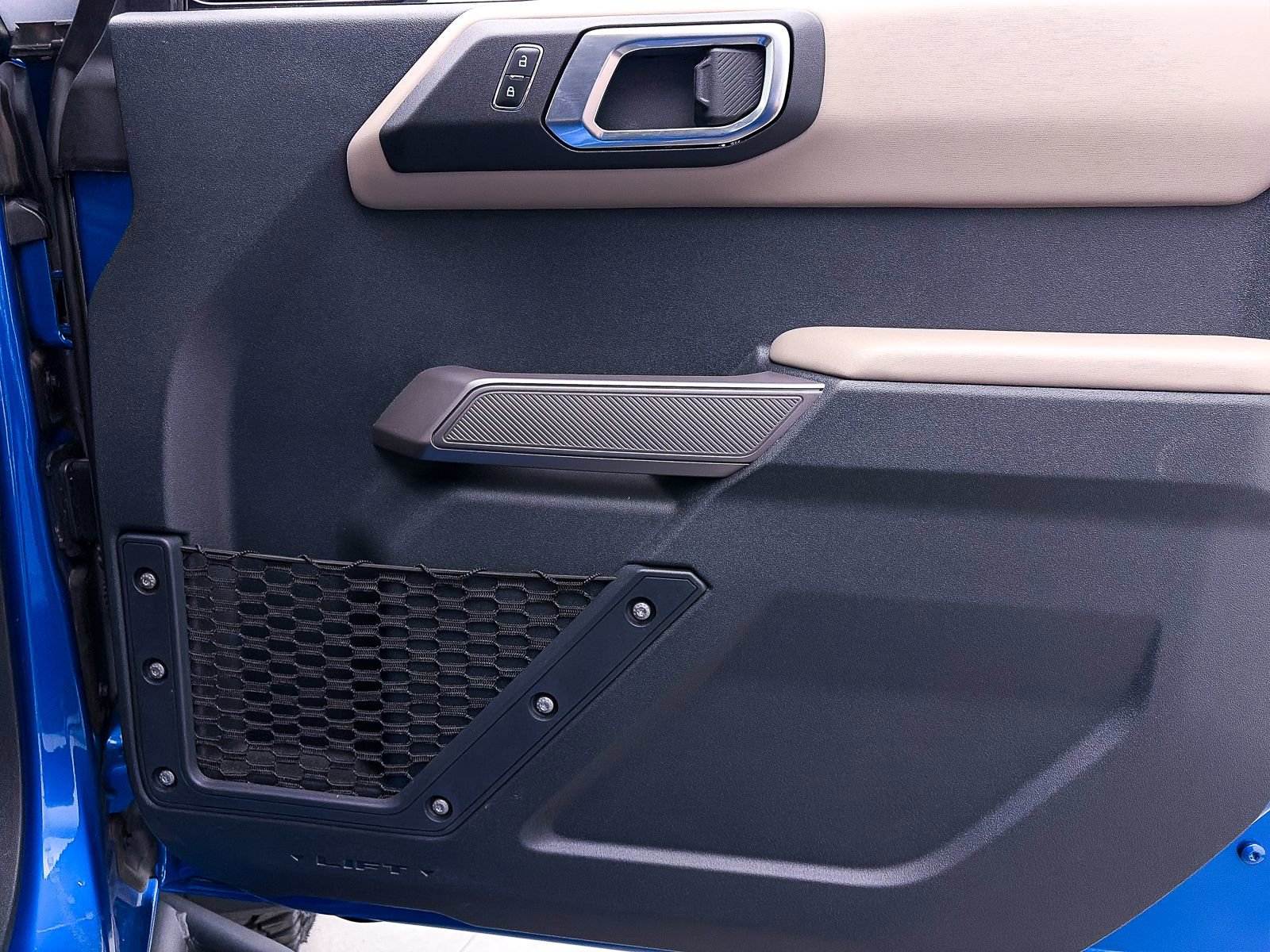 Used 2023 Ford Bronco Wildtrak image 39