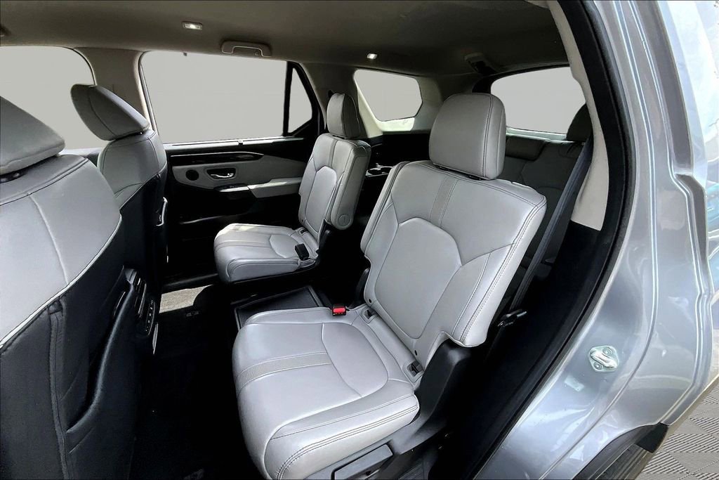 Used 2023 Honda Pilot EX-L image 18