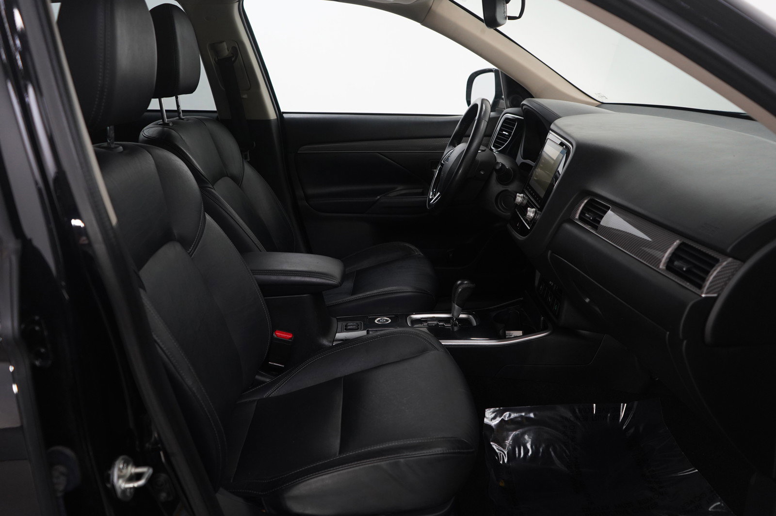 Used 2020 Mitsubishi Outlander SEL image 11