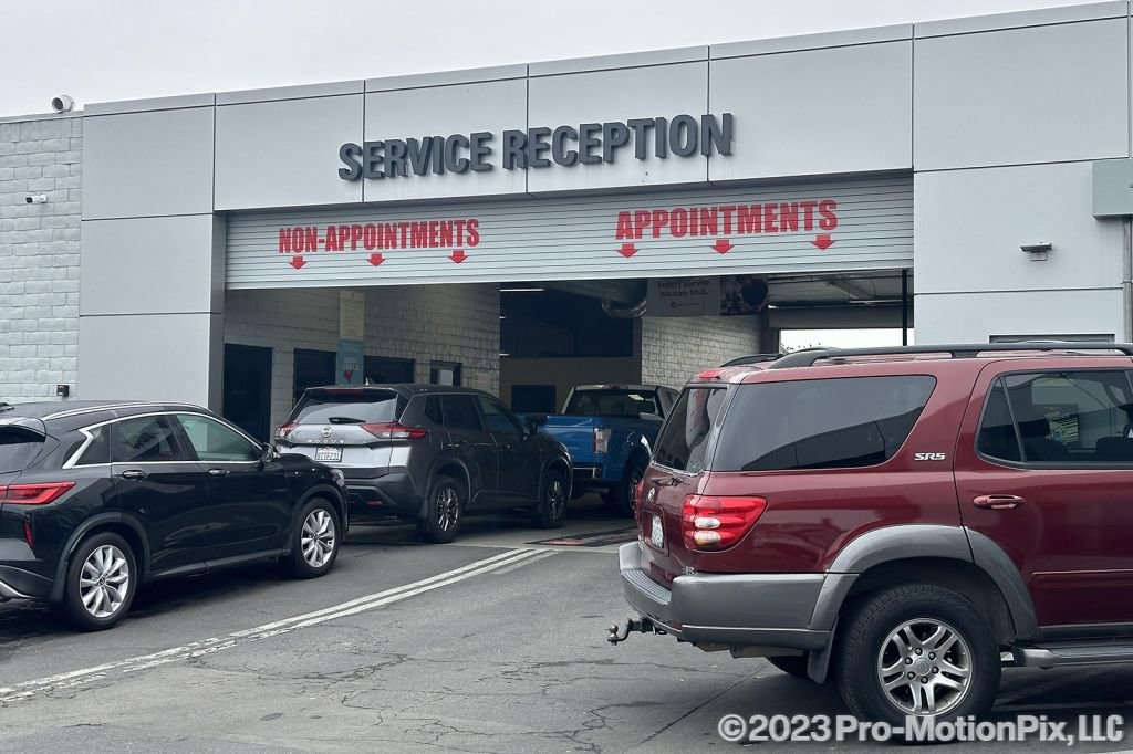 Used 2025 Toyota Camry XLE image 35