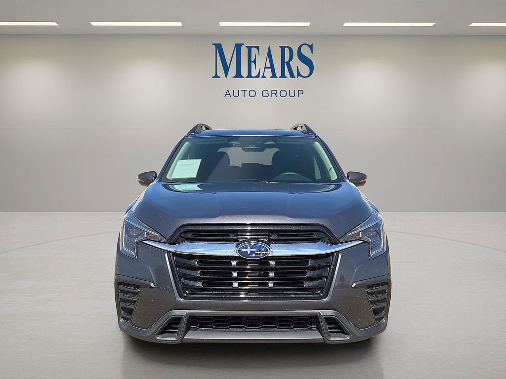 Used 2023 Subaru Ascent Premium image 8