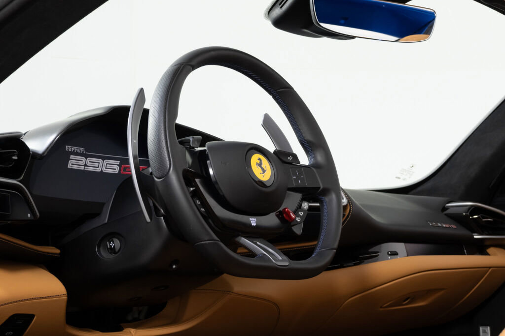 Used 2024 Ferrari 296 GTS RWD image 31