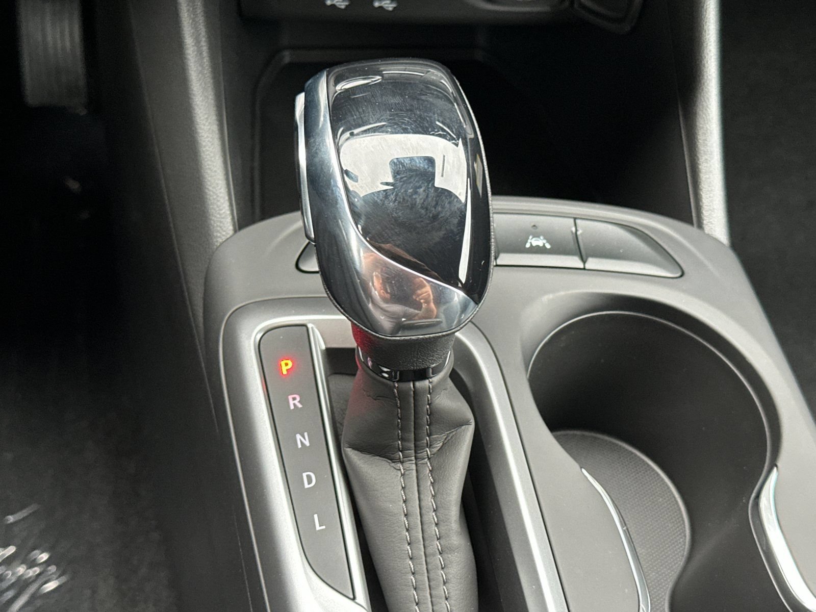 New 2026 Buick Envista Sport Touring FWD image 21