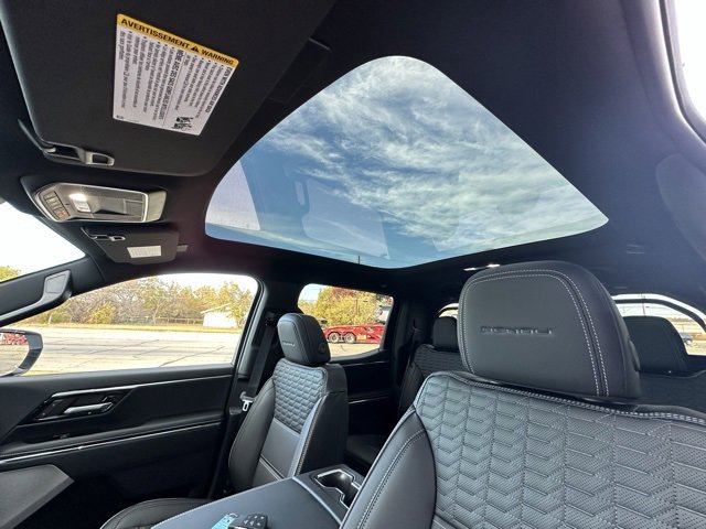 New 2025 GMC Sierra EV Denali image 24