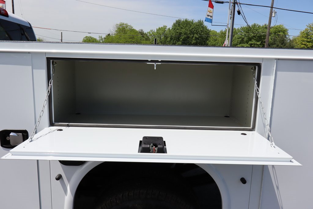 New 2025 Chevrolet Silverado 3500 LT w/ Convenience Package image 4