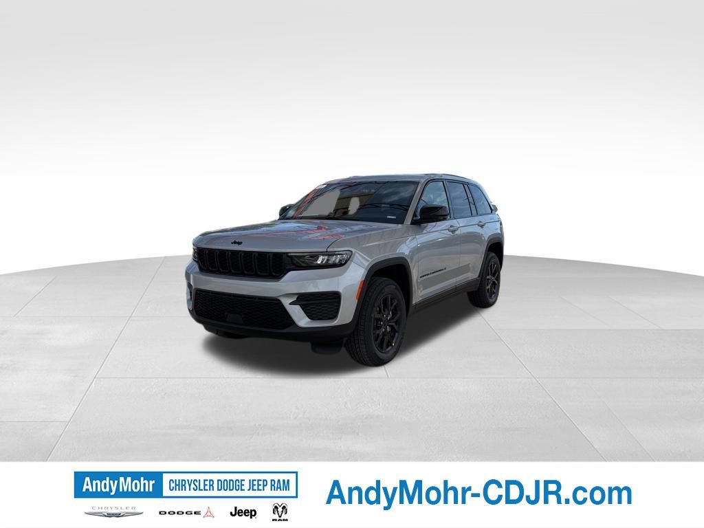 New 2025 Jeep Grand Cherokee Altitude AWD/4WD video 3