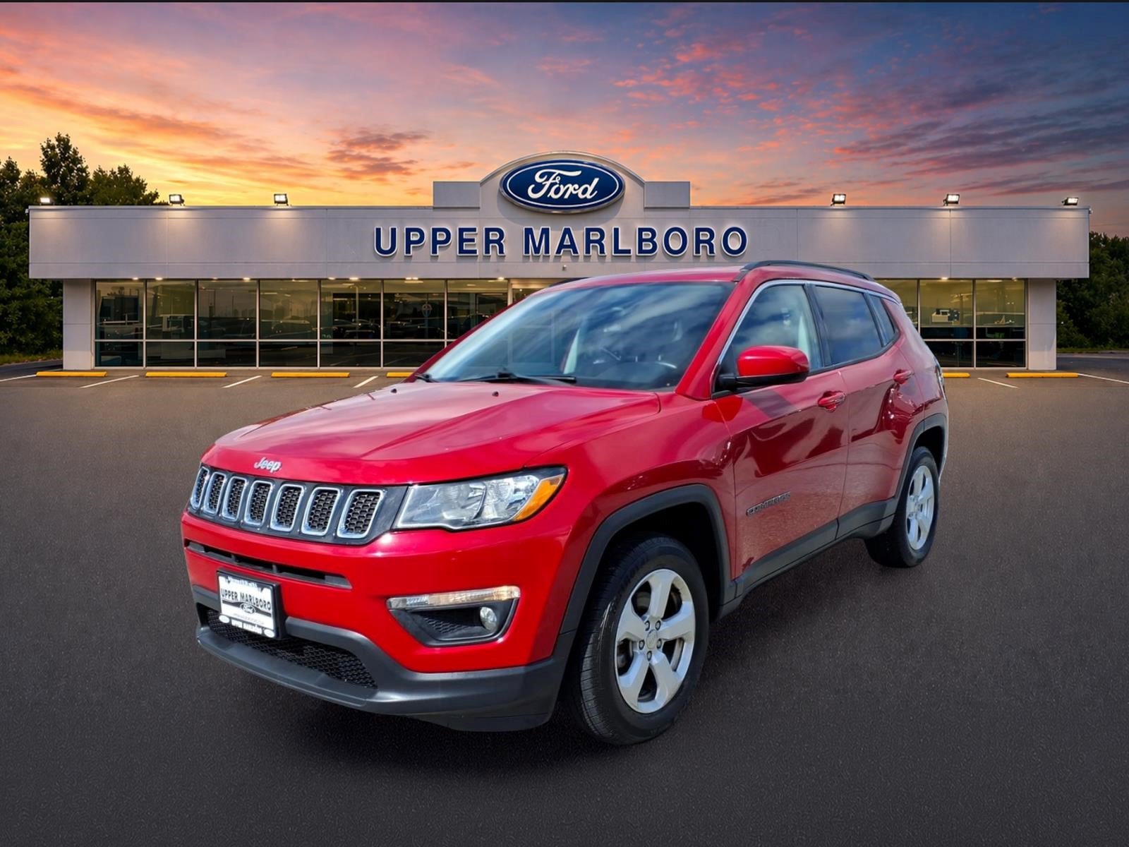 Used 2017 Jeep Compass Latitude w/ Cold Weather Group AWD/4WD image 3