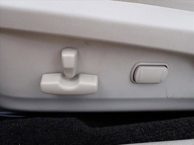 Used 2014 Subaru Outback 3.6R Limited w/ Moonroof Package image 12