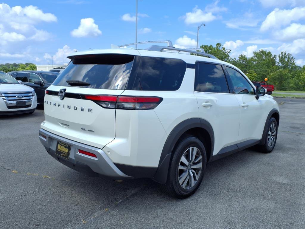Certified 2024 Nissan Pathfinder SL image 15