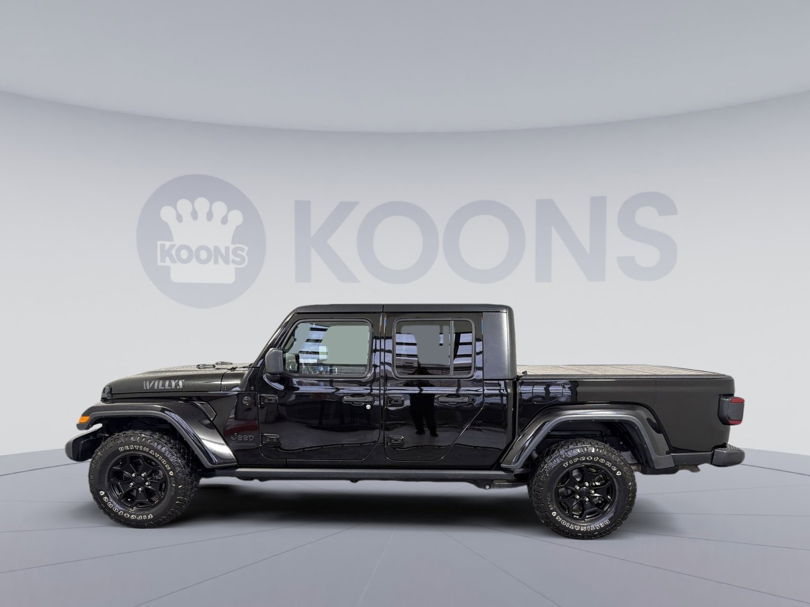 Used 2021 Jeep Gladiator Willys image 2