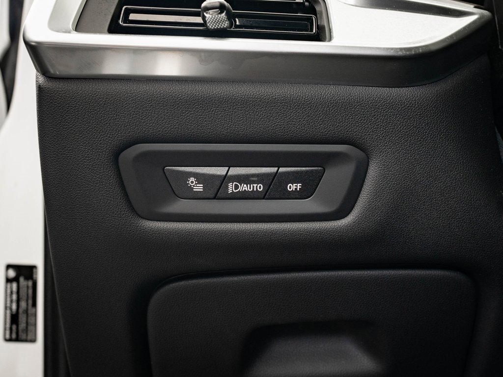 Certified 2025 BMW X5 xDrive40i image 40