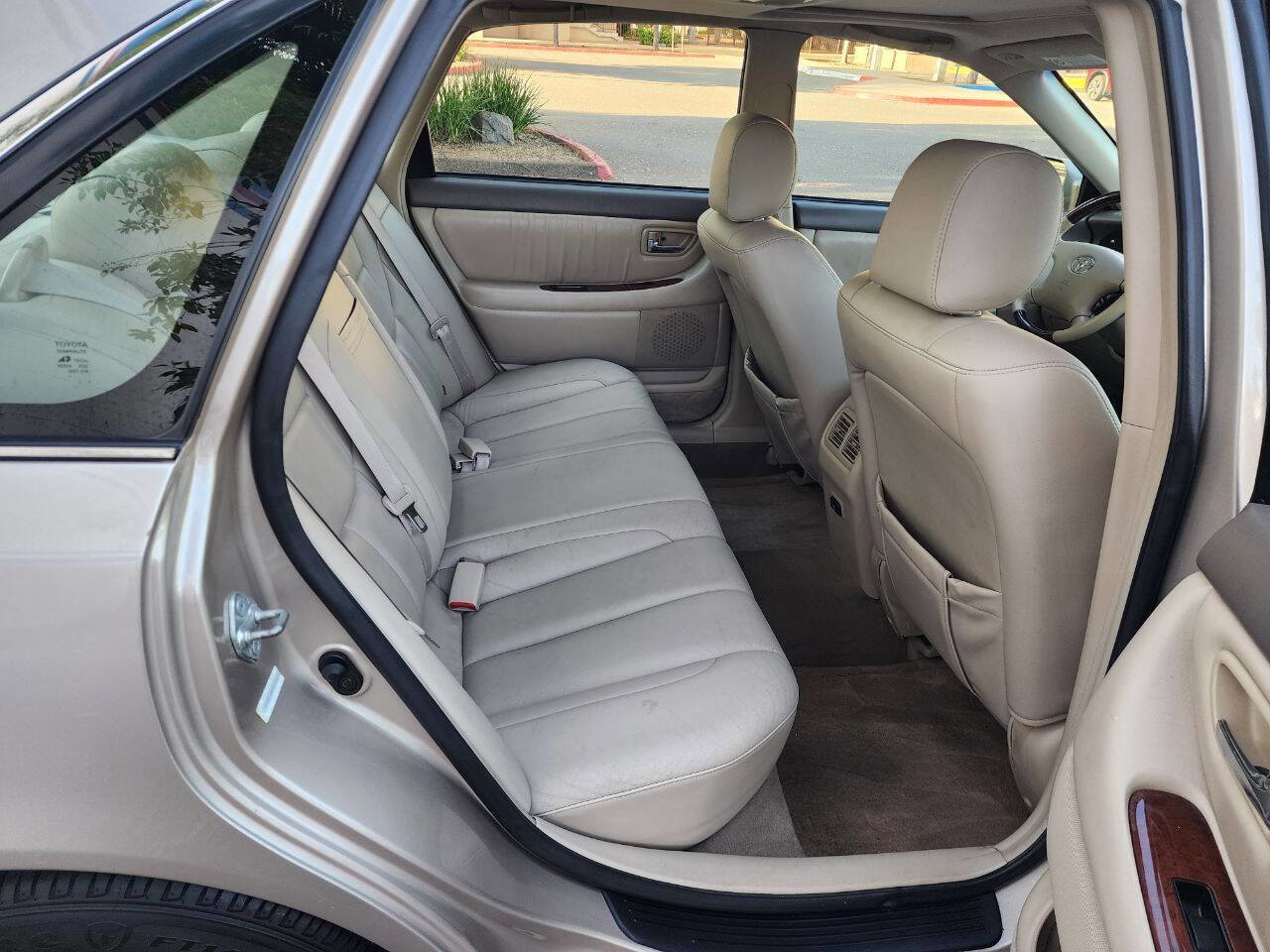 Used 2003 Toyota Avalon XLS FWD image 12