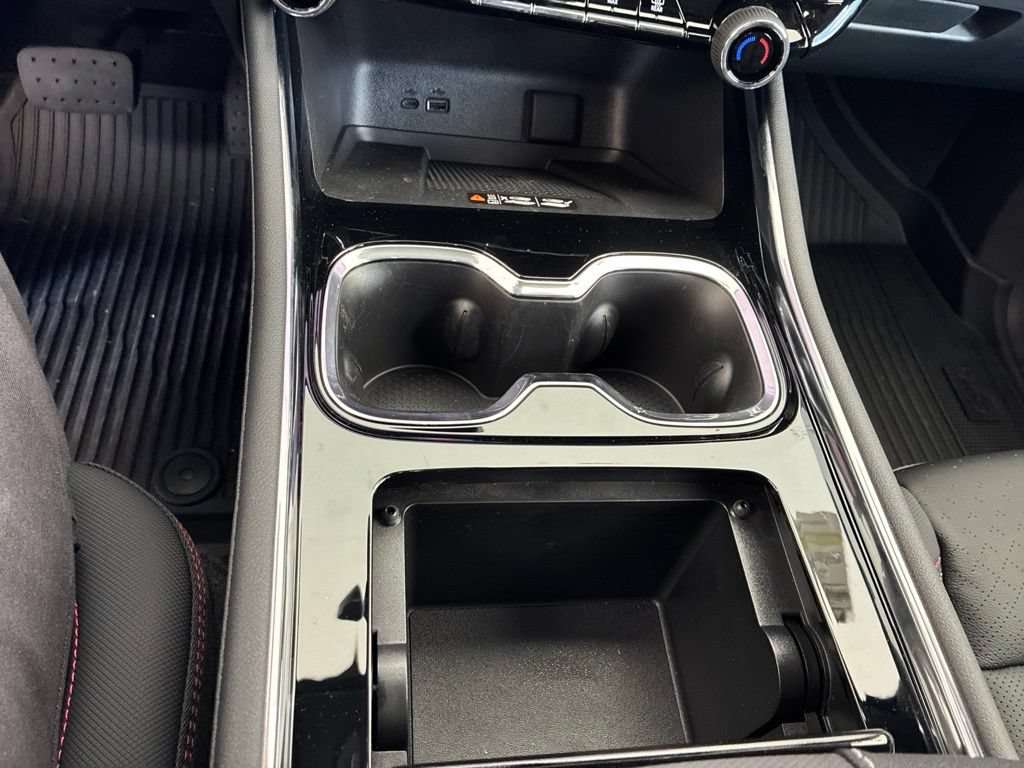 New 2026 Chevrolet Traverse RS w/ LPO, Floor Liner Package FWD image 30