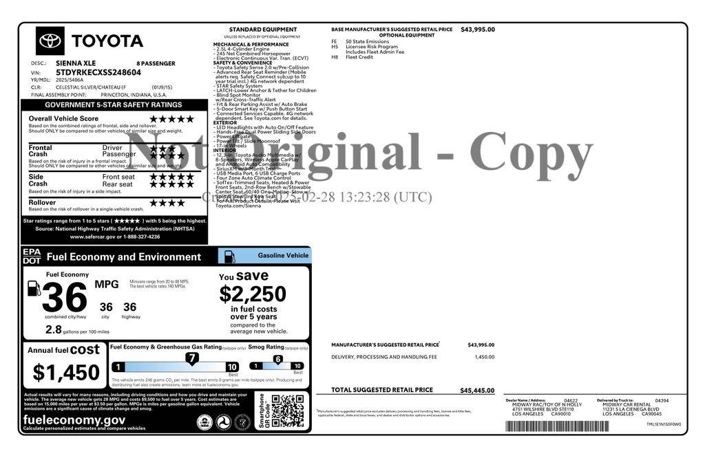 Used 2025 Toyota Sienna XLE image 4