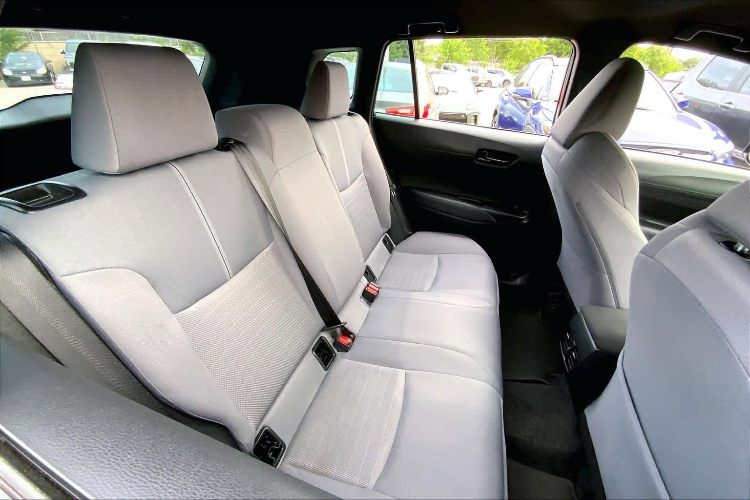 Used 2023 Toyota Corolla Cross AWD Hybrid image 19