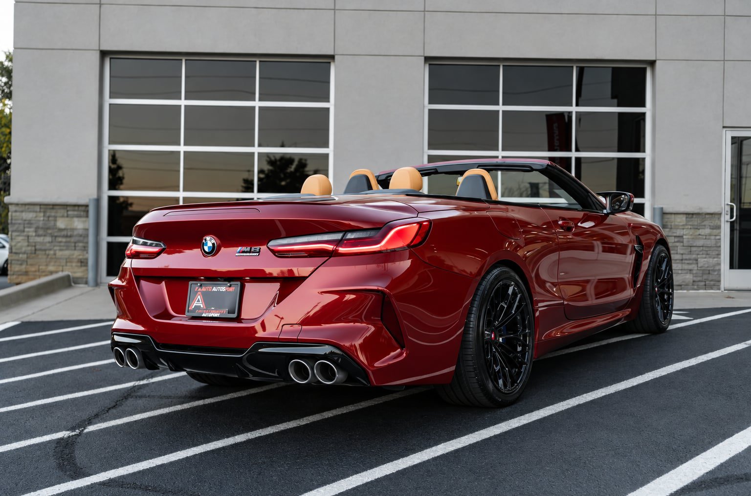 Used 2020 BMW M8 Convertible w/ M Driver's Package AWD/4WD image 8