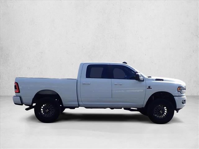 Used 2024 RAM 2500 Big Horn w/ Night Edition AWD/4WD image 4