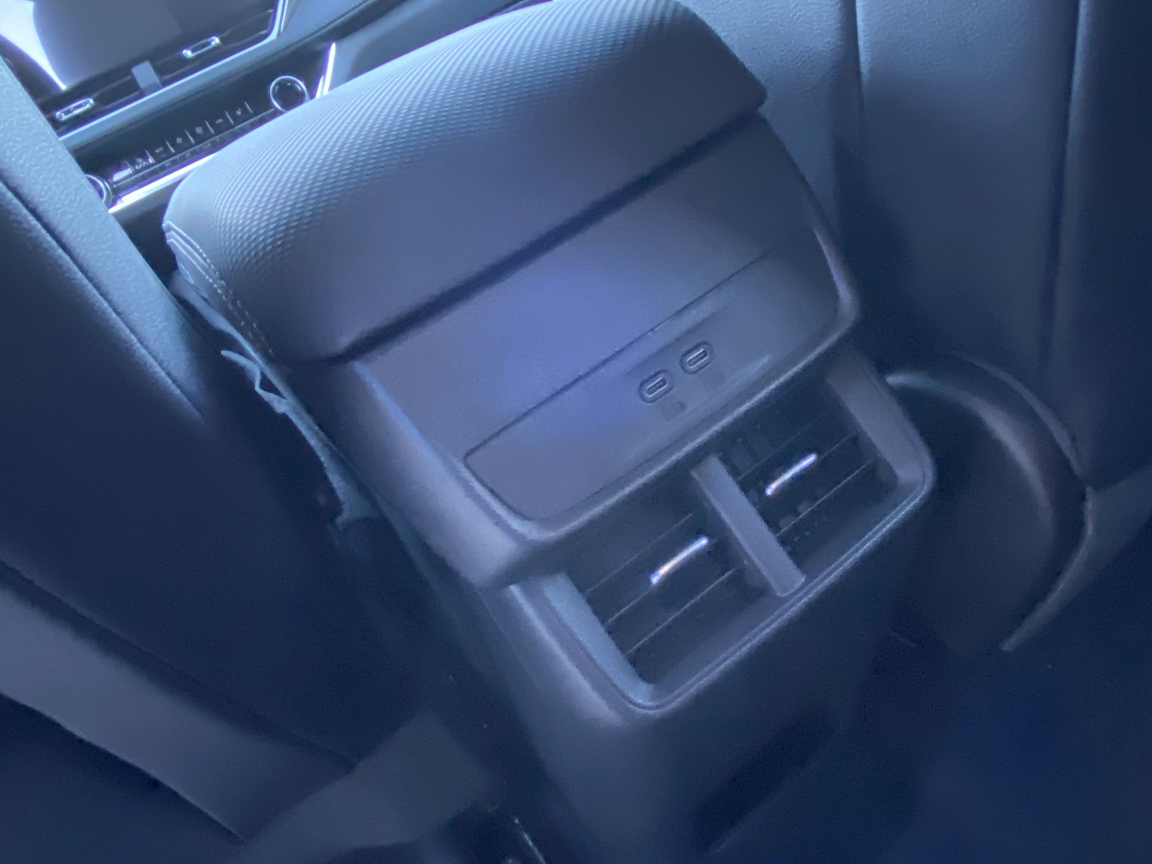 New 2026 Chevrolet Equinox LT w/ Convenience Package II image 33