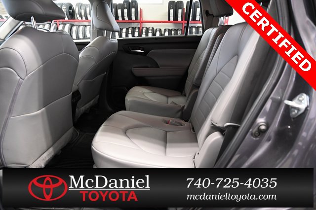 Certified 2023 Toyota Highlander XLE image 12