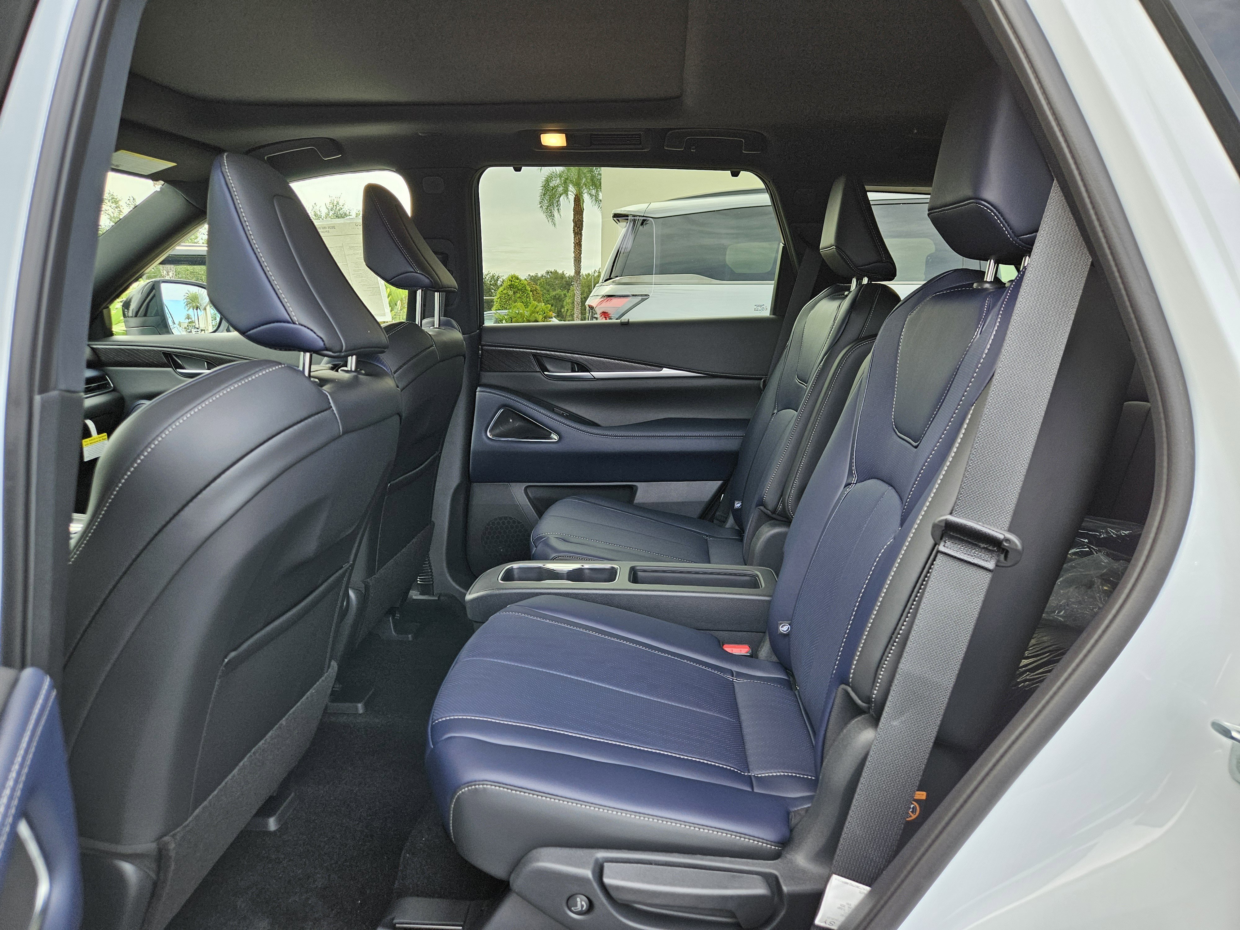 New 2026 INFINITI QX60 Luxe w/ Dark Cargo Package image 14