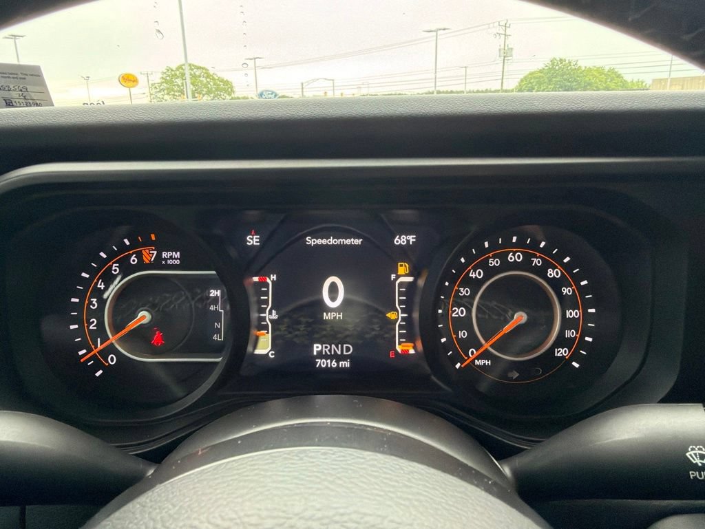 Used 2026 Jeep Gladiator Mojave AWD/4WD image 32