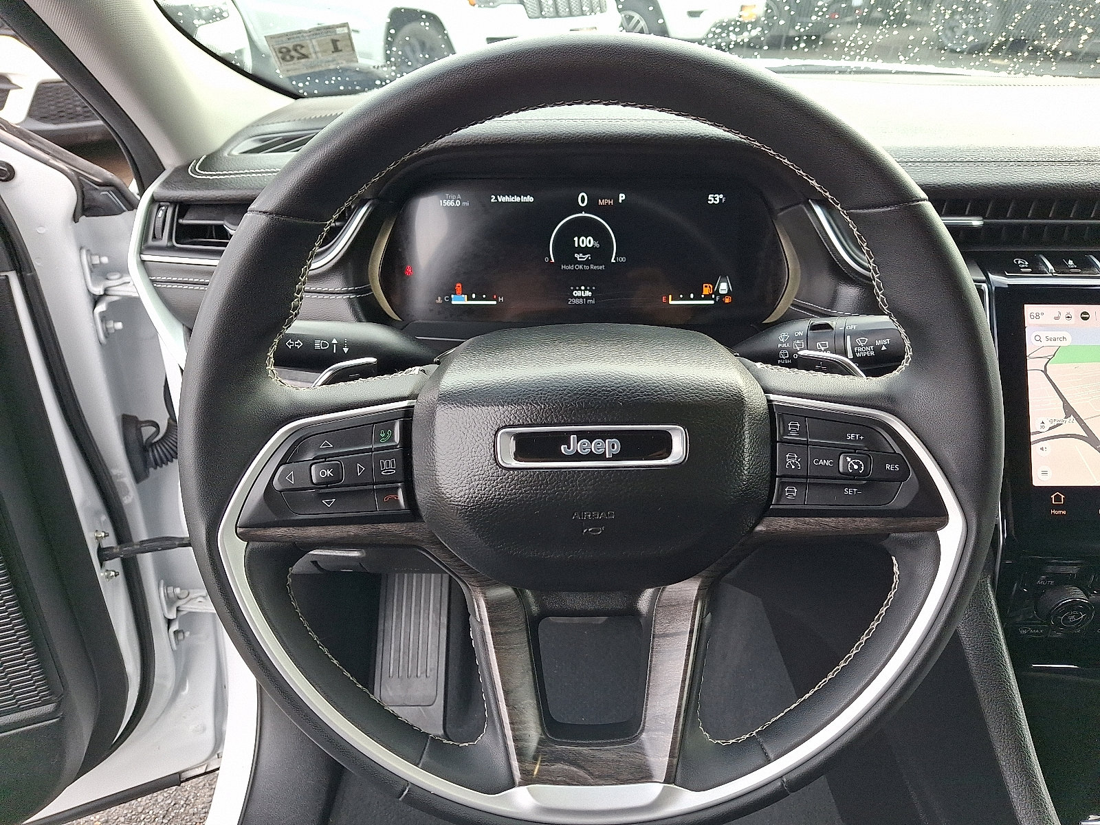 Used 2023 Jeep Grand Cherokee Limited image 20