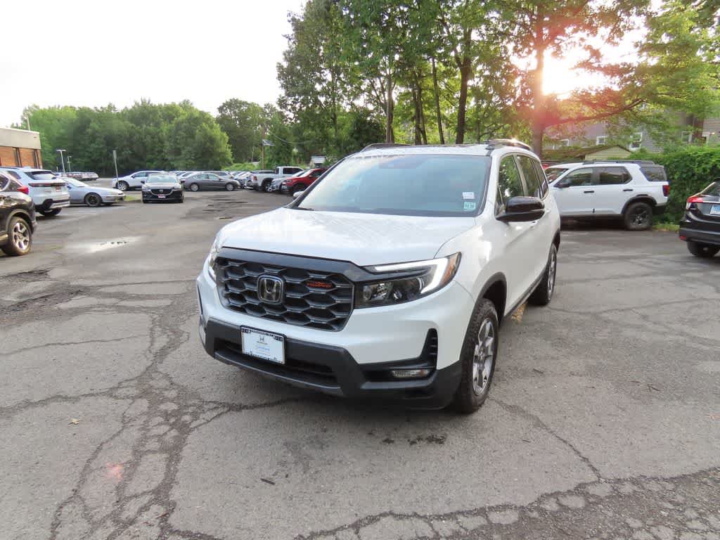 Certified 2023 Honda Passport TrailSport image 1