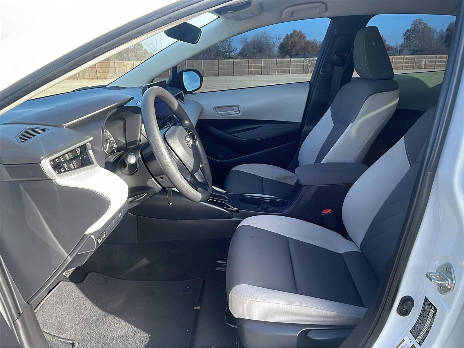 Used 2024 Toyota Corolla LE image 21